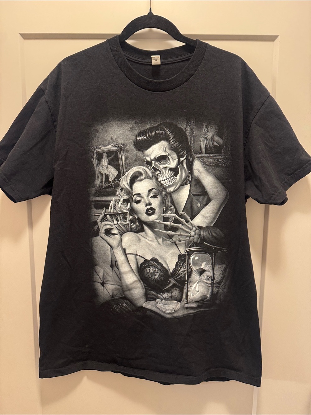 🆕 Elvis Presley and Pinup Marilyn Monroe tee. XL. NWOT!🔥